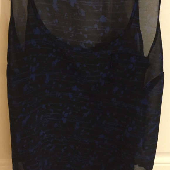 Sleeve less blouse - Picture 3 of 3