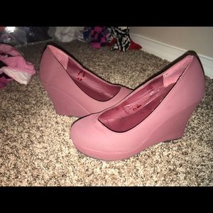 Burgandy wedges