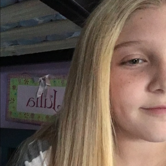 Meet your Posher, Julia - Picture 1 of 1