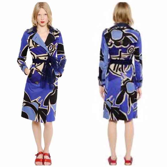 SOLD Burberry London book print trench US 2 - Picture 1 of 4