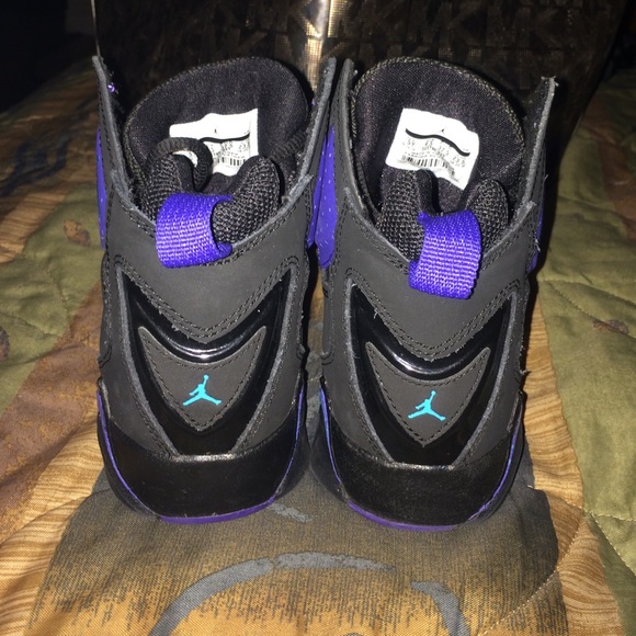 JORDAN TRUE FLIGHT "BLACK GRAPE" size: 5 Y / 7 W - Picture 4 of 4
