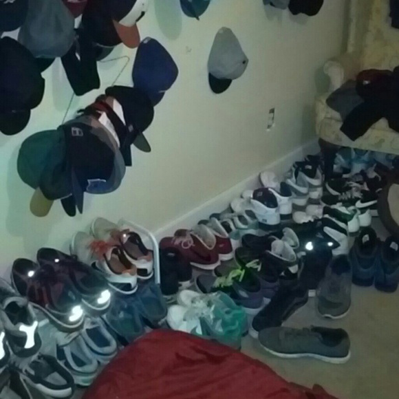 Meet your Posher, Justin - Picture 2 of 2