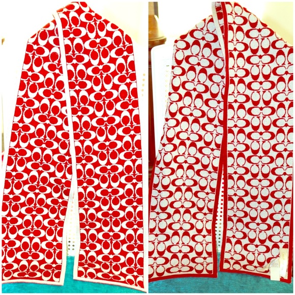 COACH Scarf