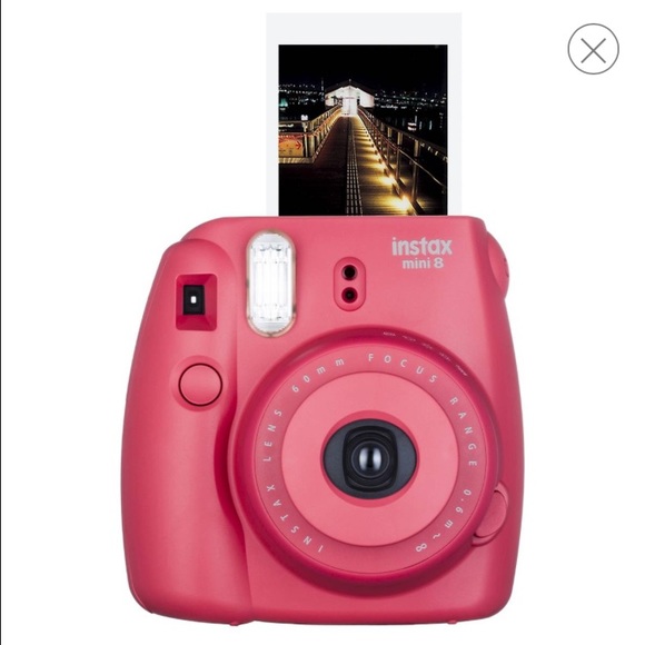 Fujilms instax mini 8 in the color raspberry!