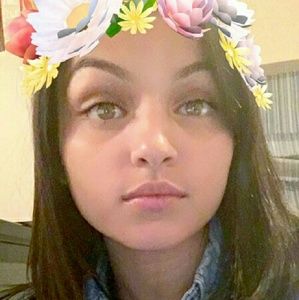 Meet your Posher, Briana
