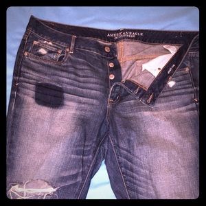 American Eagle boy crop distressed jeans
