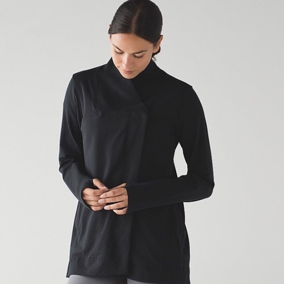 Lululemon belle wrap size 4