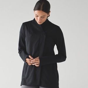 Lululemon belle wrap size 4