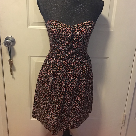 Cute Floral print Strapless dress