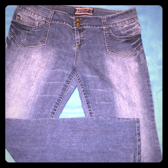 Wallflower flare jeans