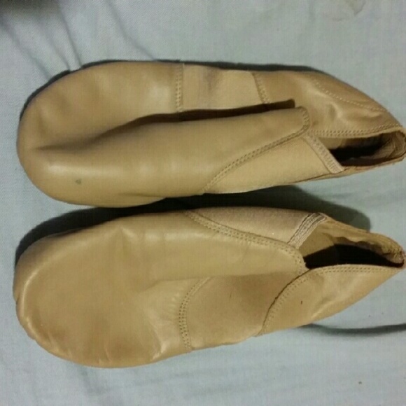 Dance shoes