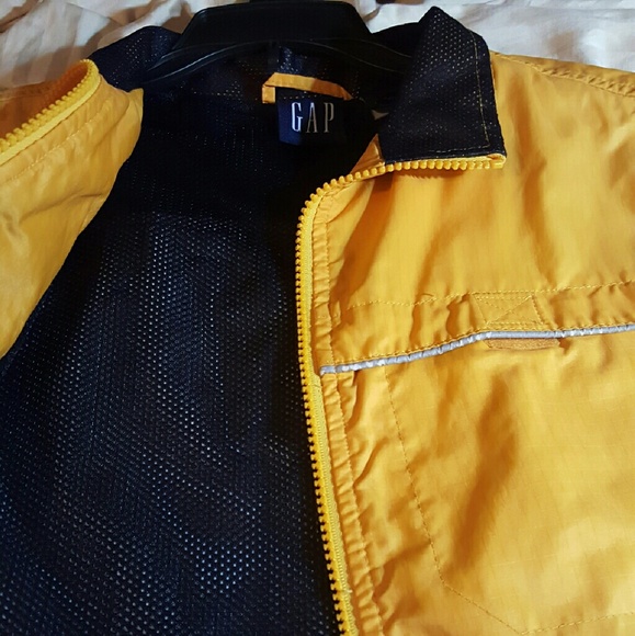 GAP VEST - Picture 2 of 4