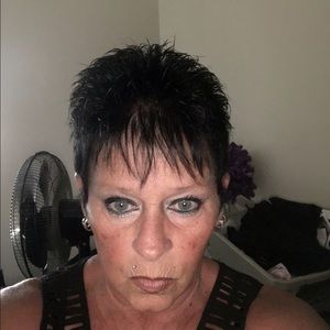 Meet your Posher, Cathy