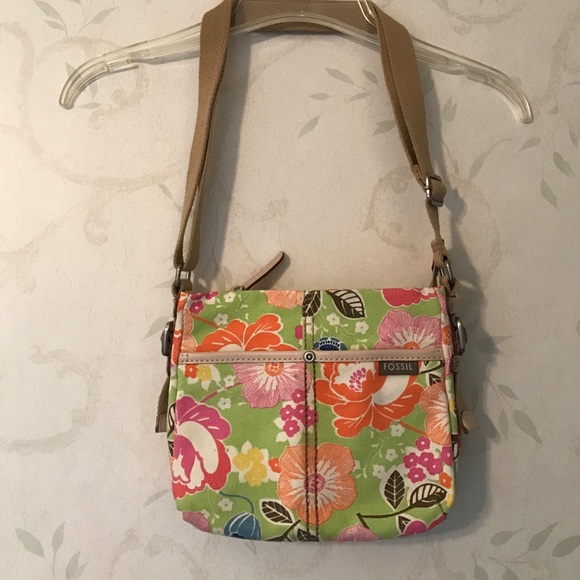 Fossil small light weight canvas saddle bag