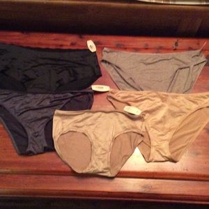 Lot of 5 pairs NWT Victoria's Secret Underwear