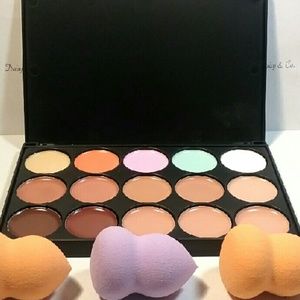 Contour Palette & 3 Beauty Blenders

Fast Shipping