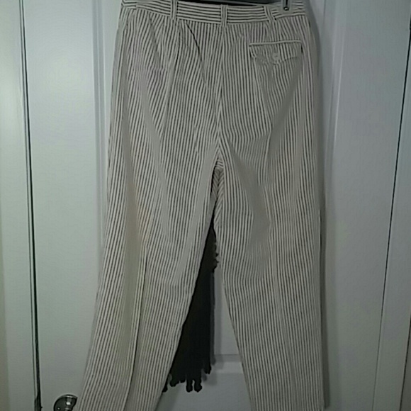 Evan Picone Capris Size 6 - Picture 3 of 4