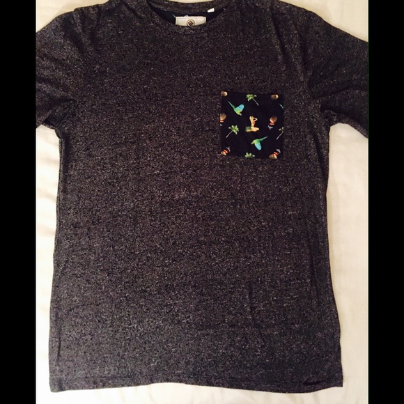 On The Byas Men's Charcoal Heather T-shirt with Novelty Pocket