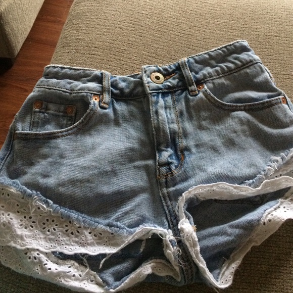 High waisted shorts - Picture 1 of 2