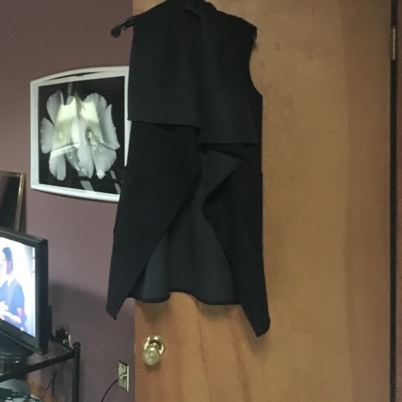 BCbg vest