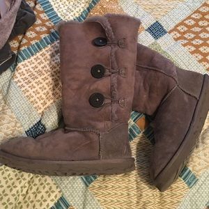 Gray ugg boots ❤️️