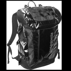 NEW Patagonia black hole backpack
