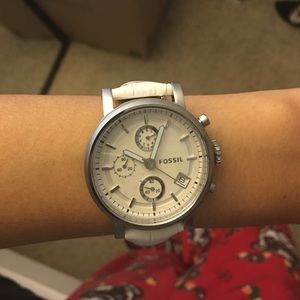 Never worn brand new white fossil watch