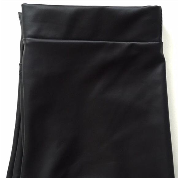 SOLD OUT - Picture 4 of 4