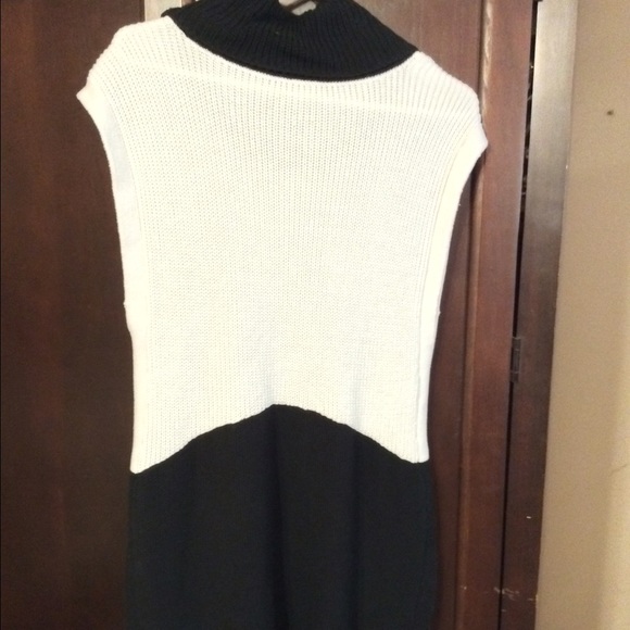 Sweater - Picture 2 of 4