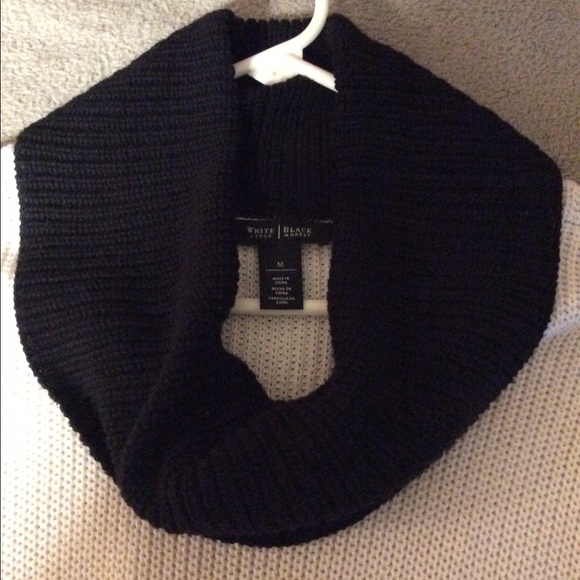 Sweater - Picture 3 of 4