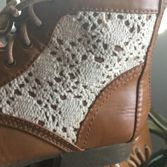 Ankle Boots - Picture 2 of 4