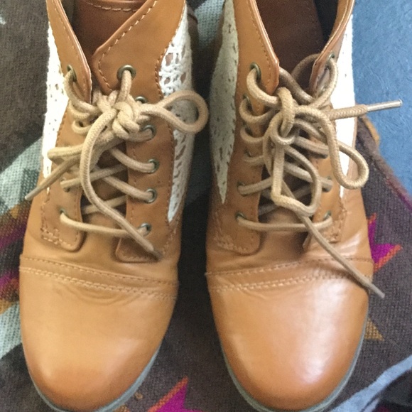 Ankle Boots - Picture 4 of 4