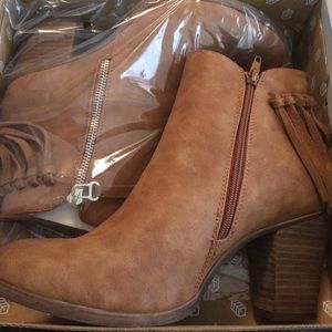 Cognac/bronze ankle booties size 9