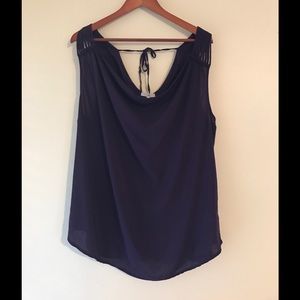 Sleeveless Purple Gap Top Size XL