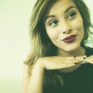 Meet your Posher, Vanessa