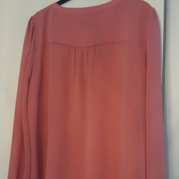 SOLD Gorgeous Ann Taylor Loft blouse - Picture 3 of 4