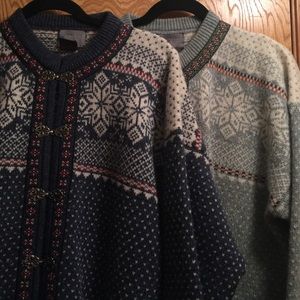 2 Squaw Valley 100% wool winter sweaters  size XL