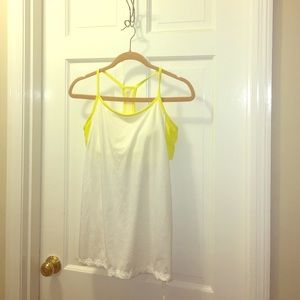 Brand new fabletics work out top!