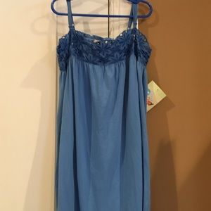 Roxy girls/juniors dress. New with tags.