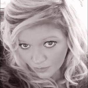 Meet your Posher, Gina