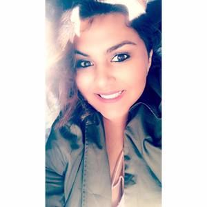 Meet your Posher, Cassandra