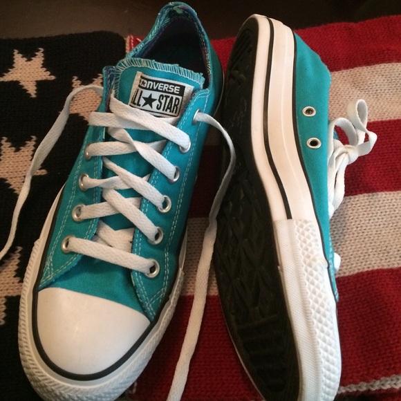 Converse All Stars! Size 8