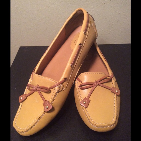 Clarks Lady Moccasins