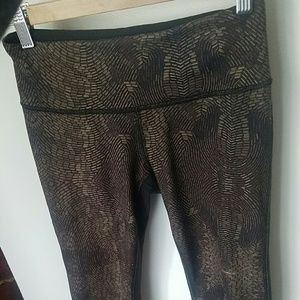 Lululemon Golden Goddess wunder unders 4