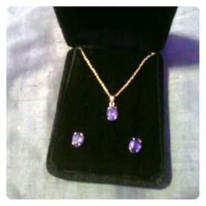 LAST PRICE! Amethyst necklace and earrings in 10k