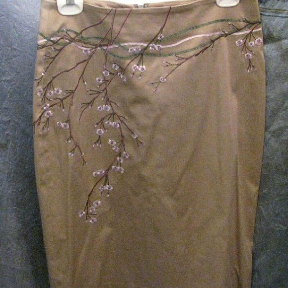 Bandolino Skirts - (3/$23) Bandolino skirt with stretch Bandolino Skirts - (3/$23) Bandolino skirt with stretch