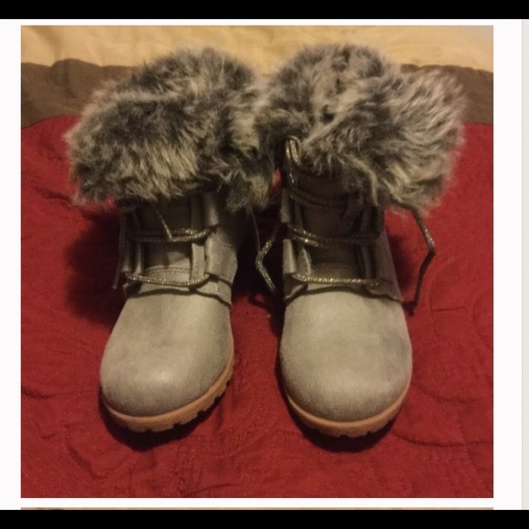 Gray faux fur booties