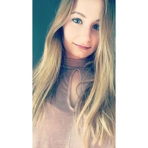 Meet your Posher, Sabrina