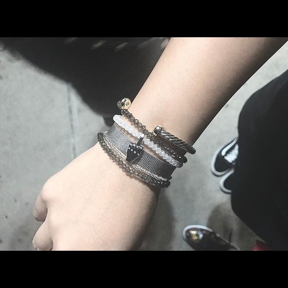 NEW! Rose Gold & Silver FU Middle Finger Bracelet - Picture 6 of 6