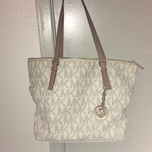 Michael Kors leather purse